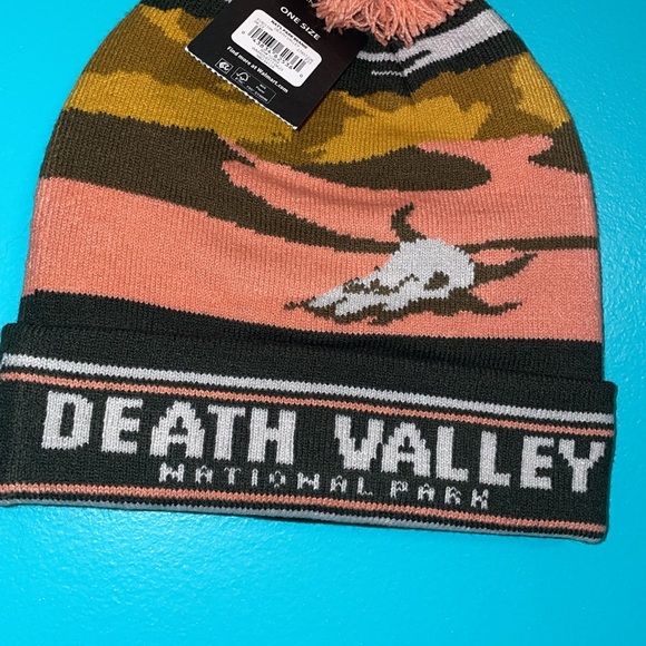 Death Valley Pom Pom toboggan - Picture 11 of 16